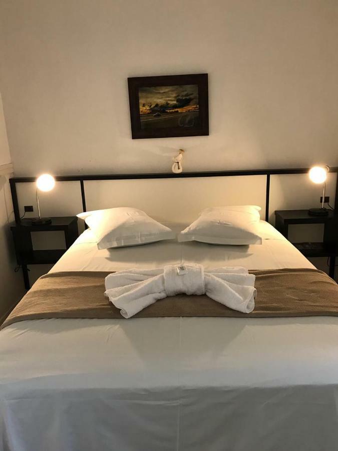 Urussanga Hotel Luaran gambar